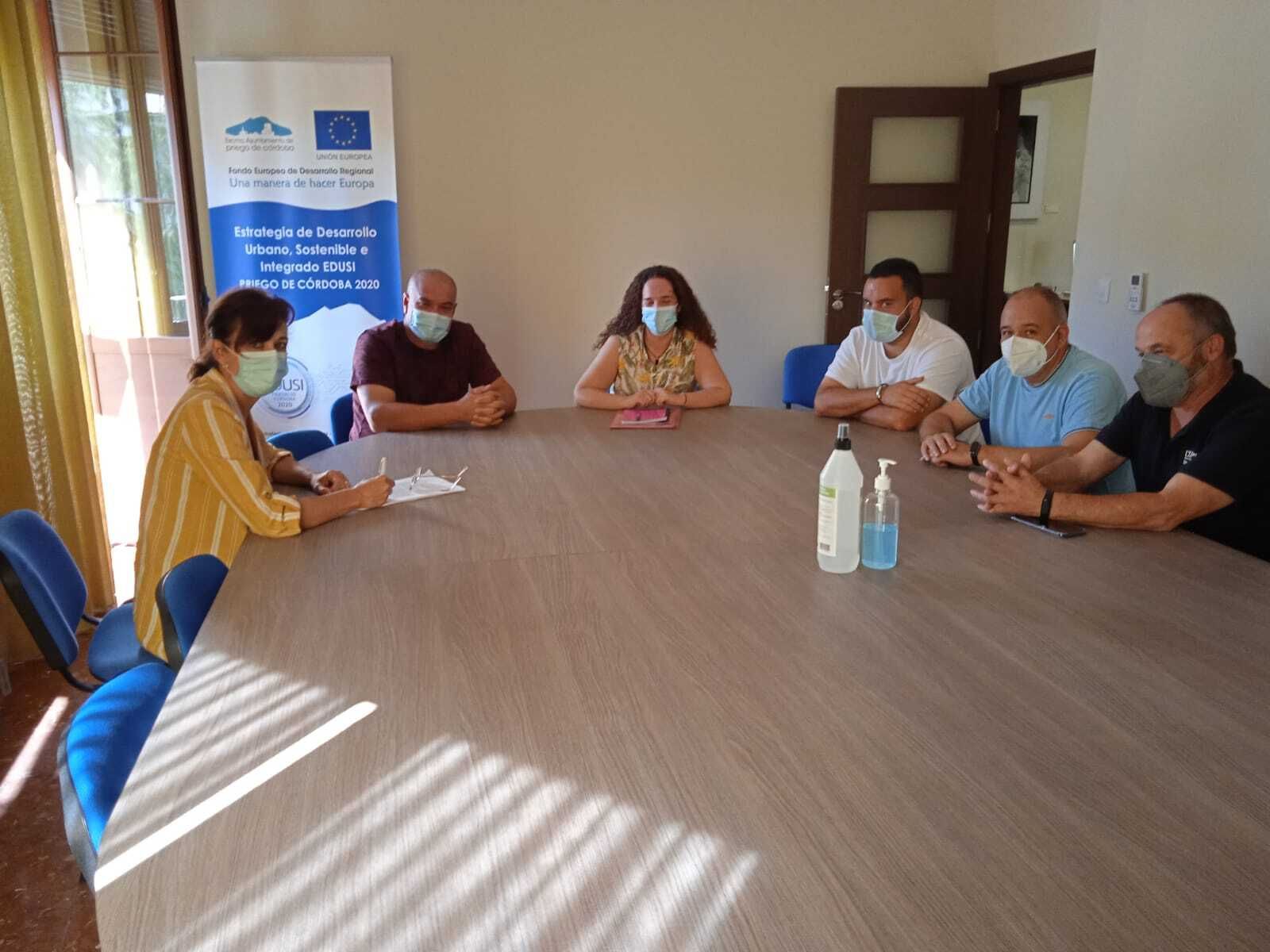 Reunión de los vecinos de Zagrilla Alta con la alcaldesa de Priego de Córdoba.