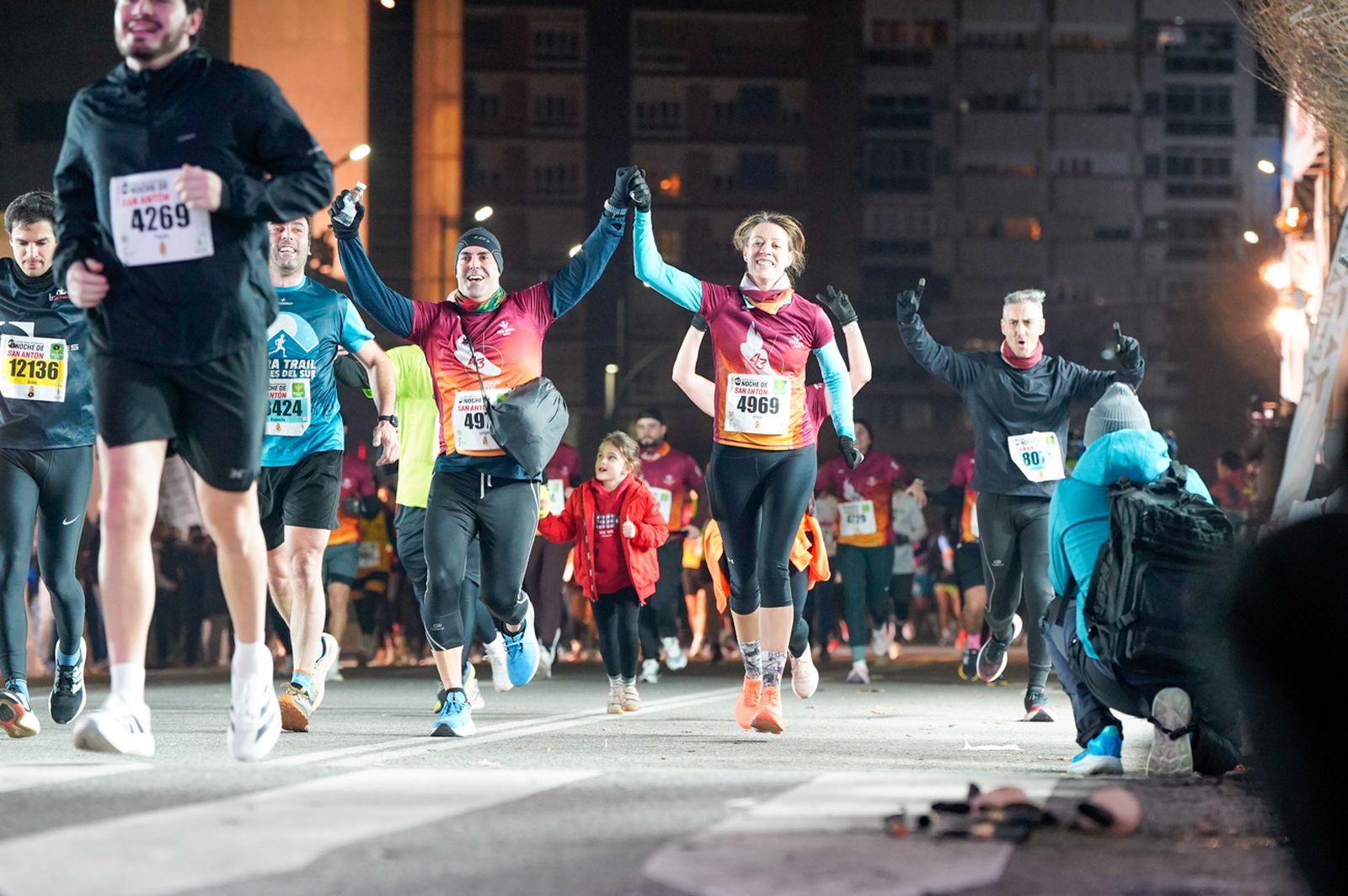 En imágenes: búscate en tu llegada a meta de la Carrera de San Antón 2026 (19)