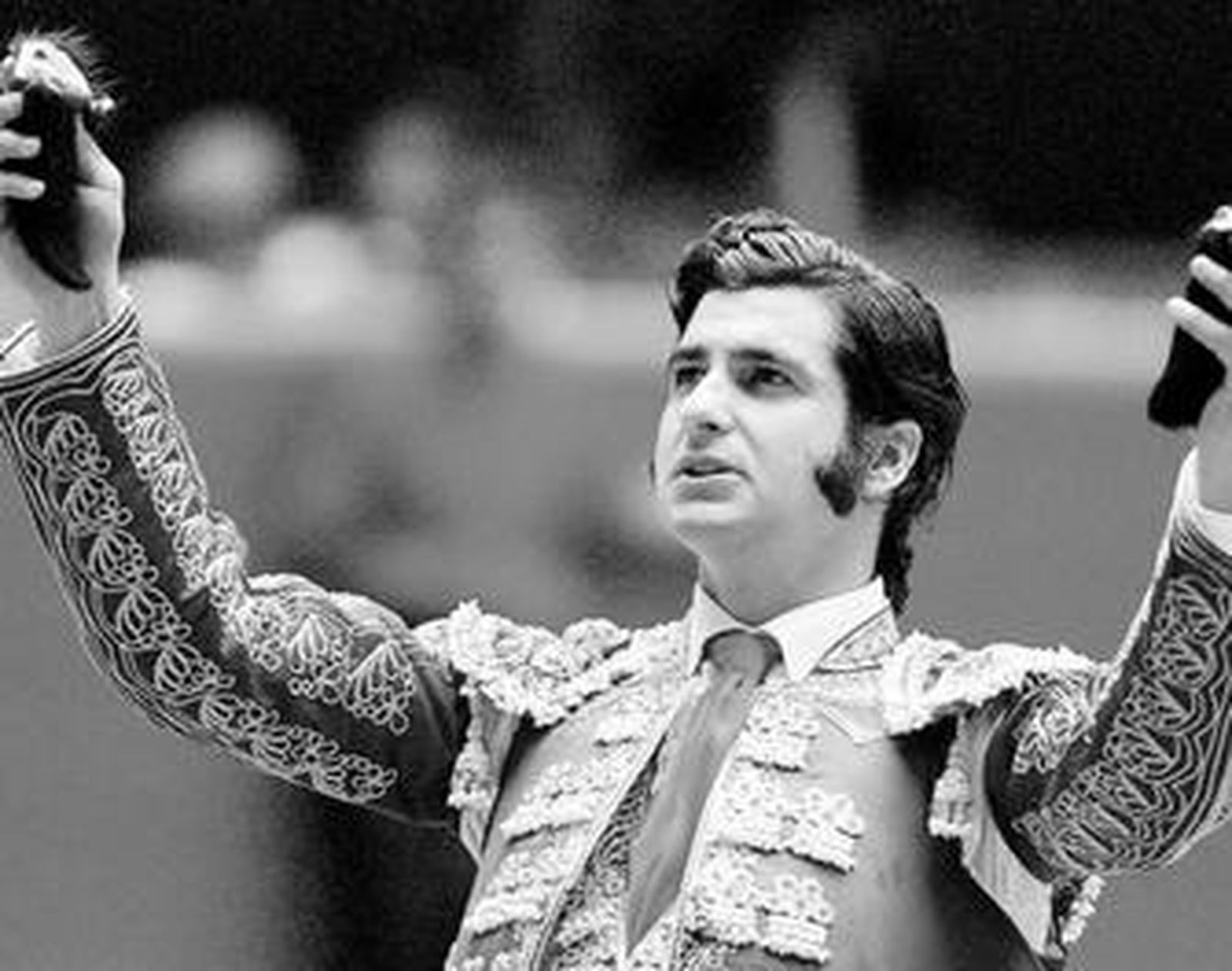 Morante de la Puebla pasea las dos orejas por el coso venezolano de Mérida.