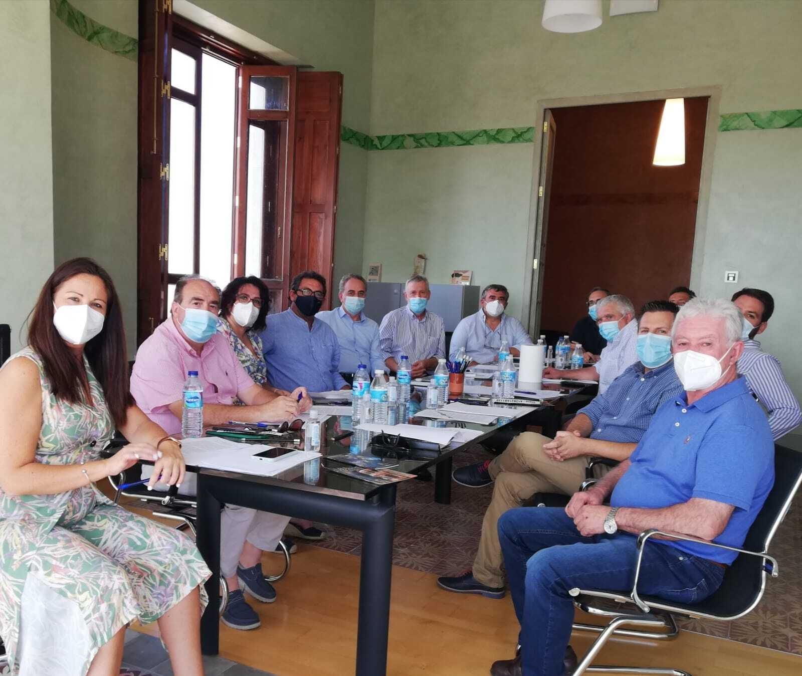 Representantes de las comarcas en la última reunión, el viernes, en Fuente Obejuna.