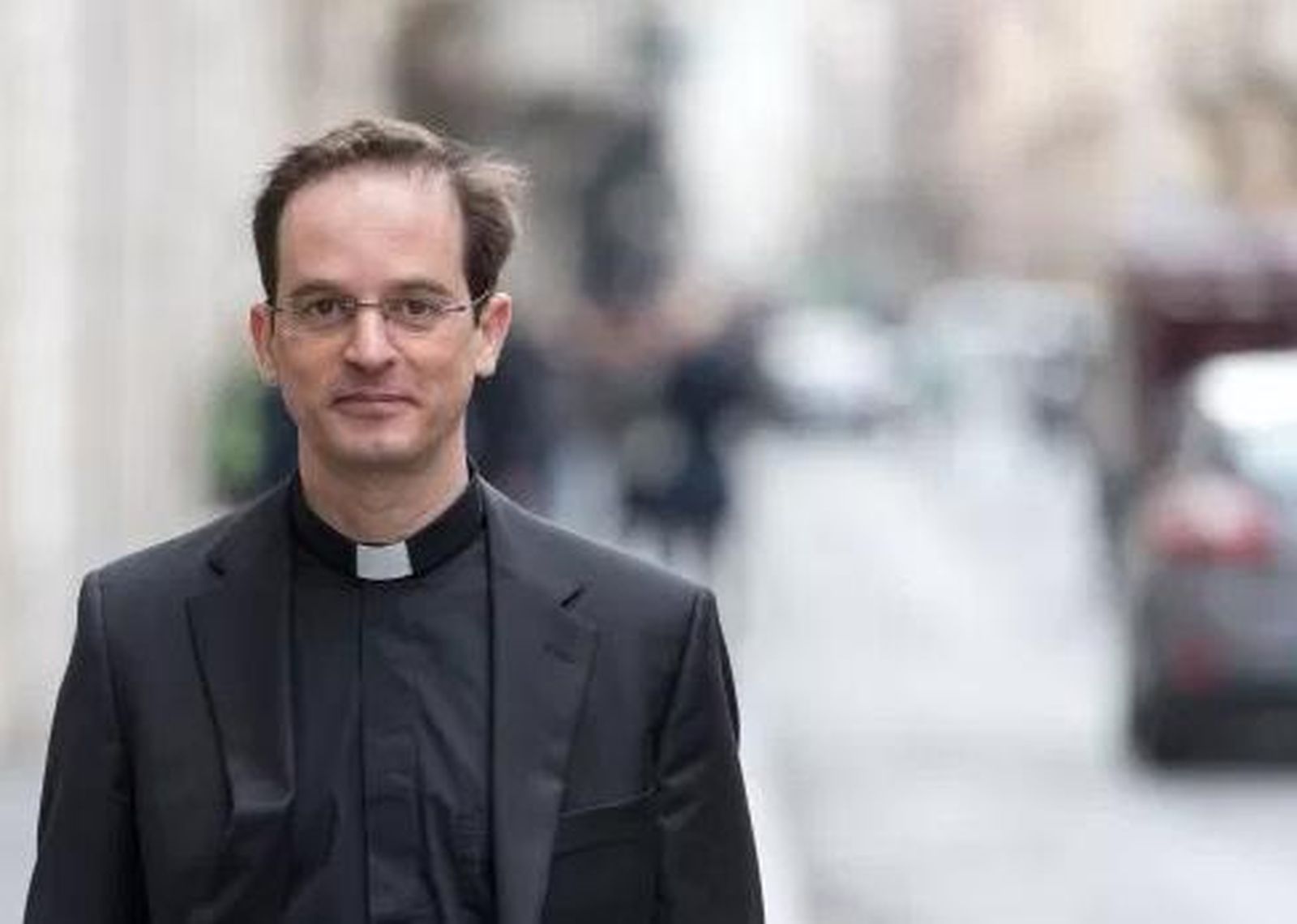 El físico Álvaro Linares celebrará su primera misa