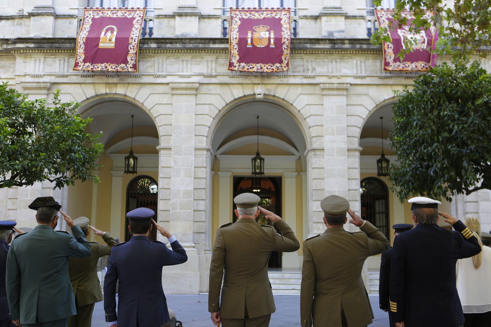 Acto militar por el Día de la Hispanidad