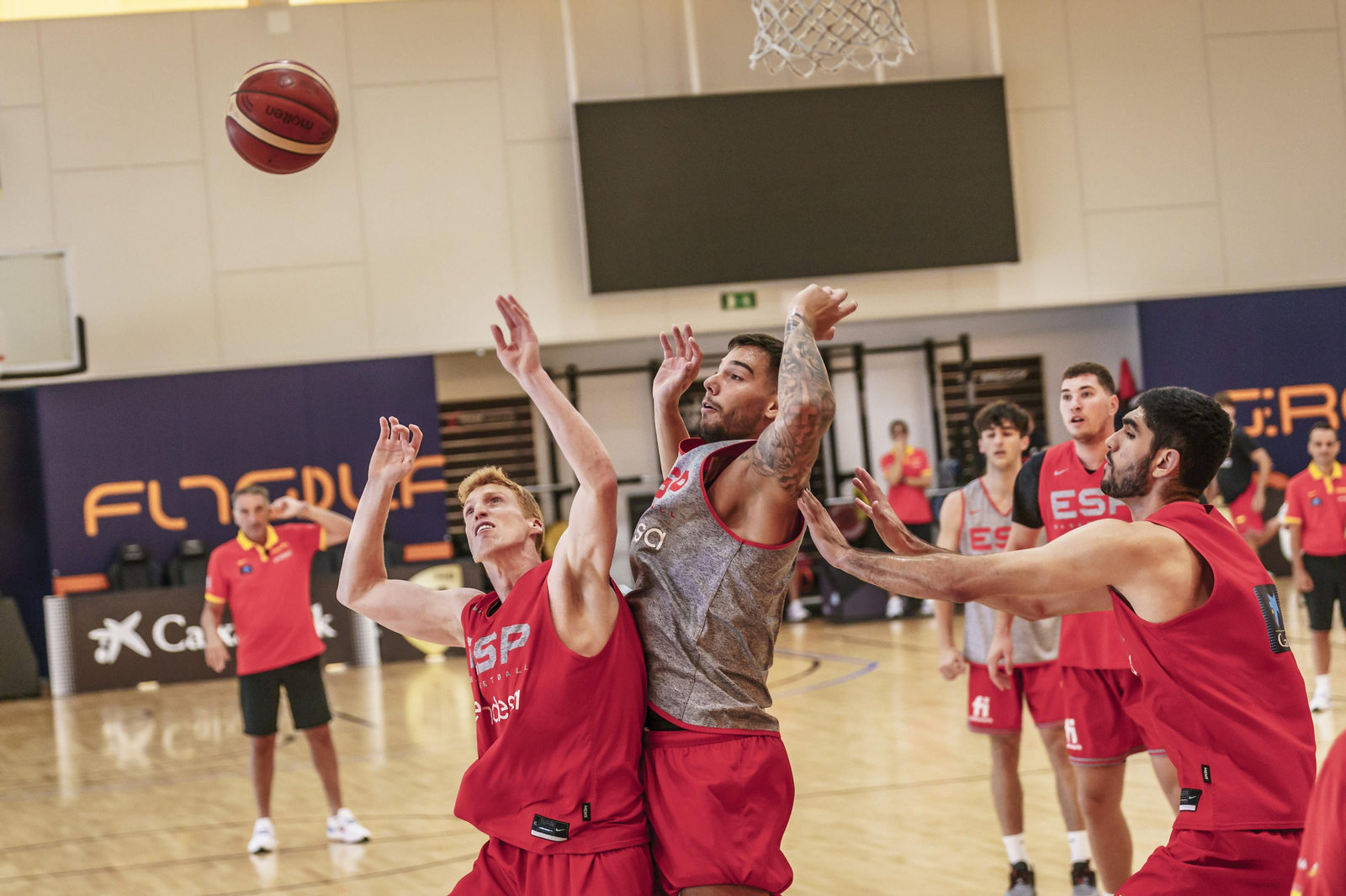 Sesión de la selección española en The Embassy