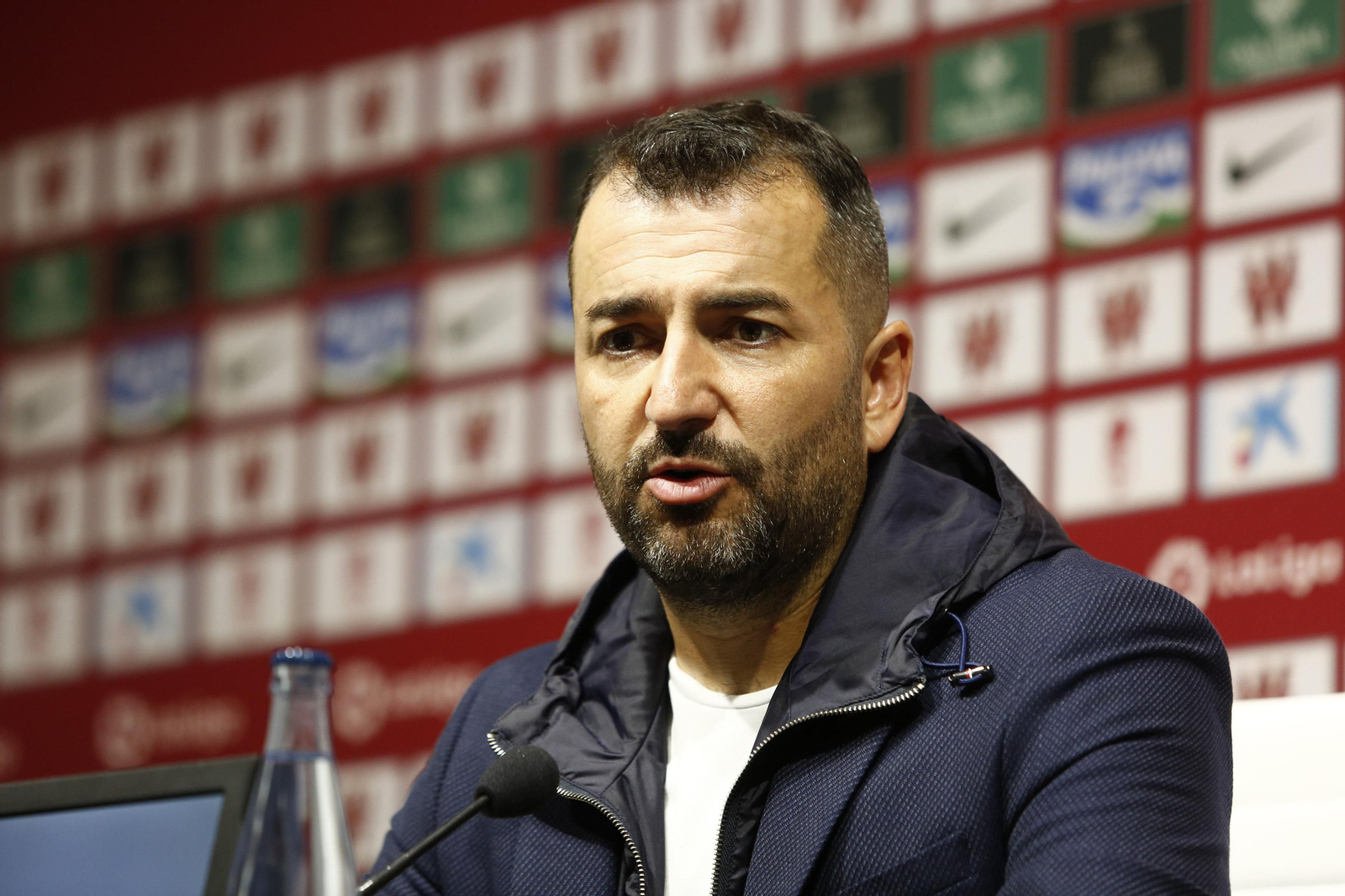 Diego Martínez, en una rueda de prensa