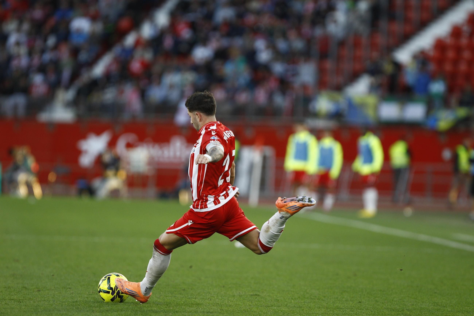 El partido U.D. Almería-Cádiz C.F. en imágenes