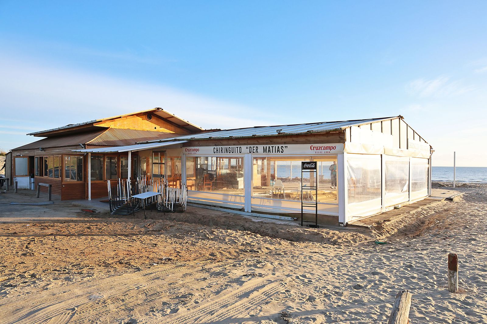 Las fotografías del cierre del chiringuito Der Matias