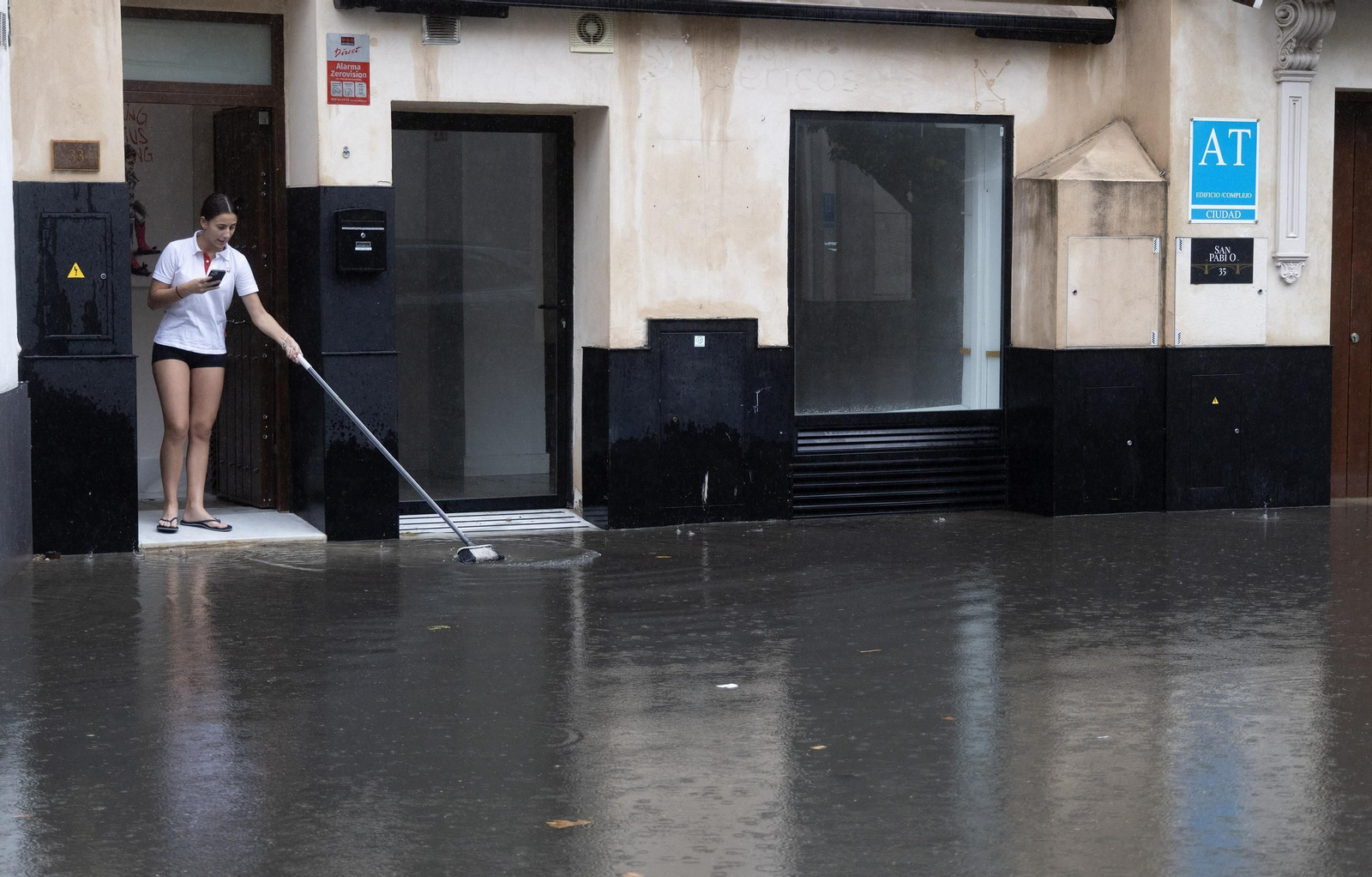 El centro de Sevilla anegado, todas las fotos.
