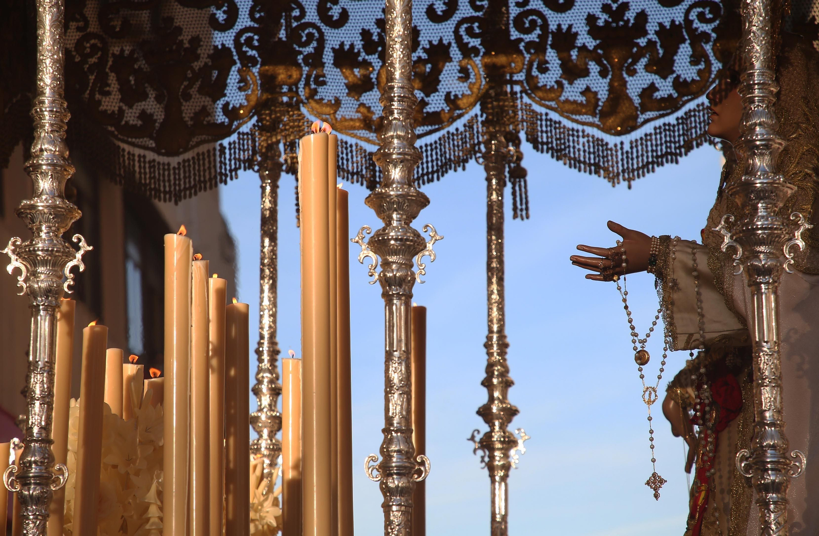 Fotos del Lunes Santo en Algeciras: Coronado de Espinas y La Columna