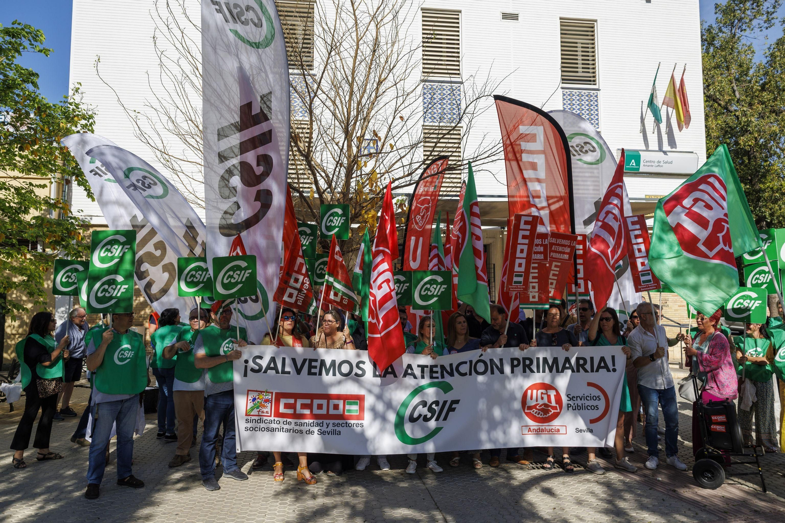 Concentración en el centro de salud de Amante Laffón la pasada semana.