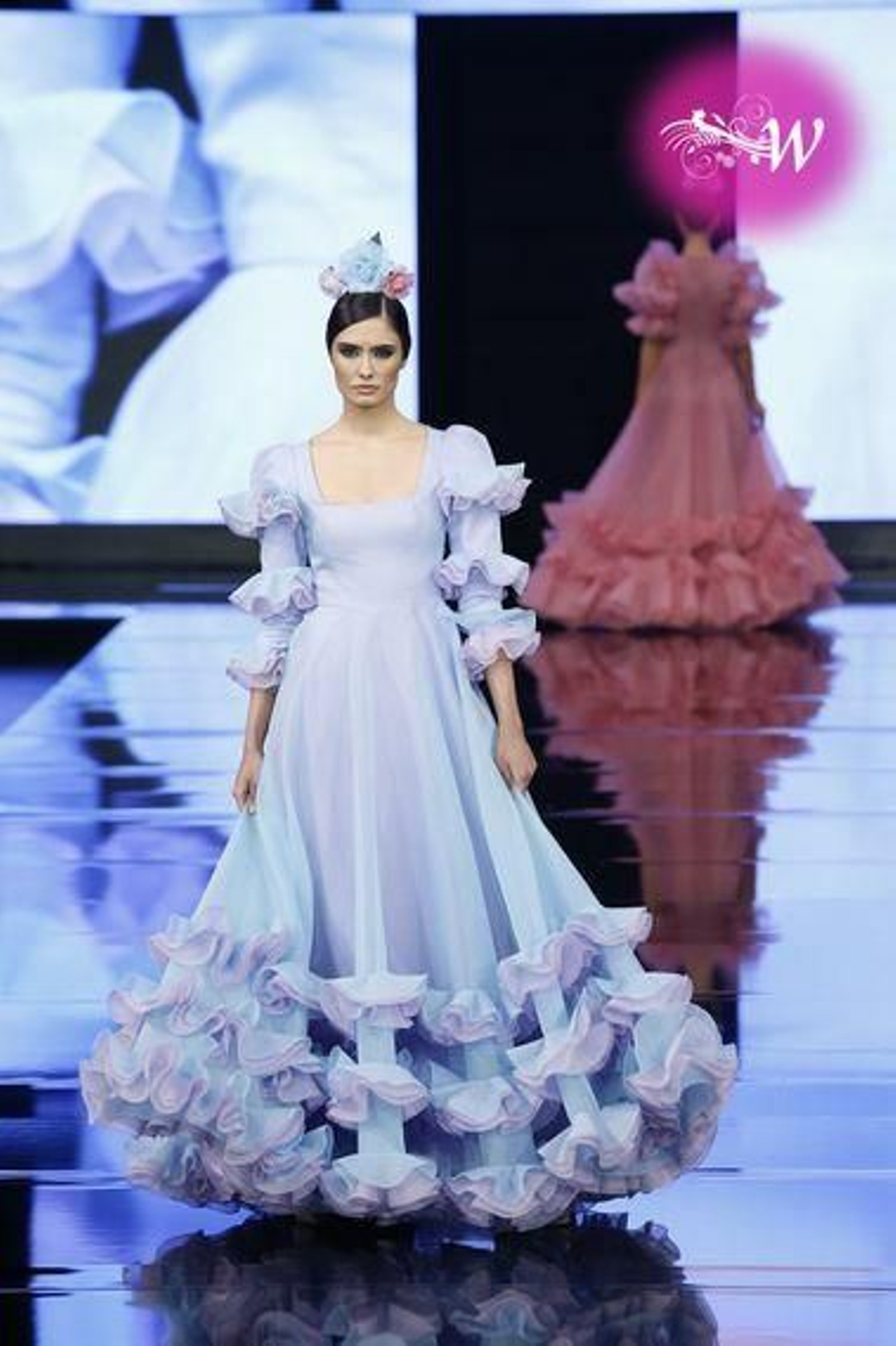 Cristo Báñez vuelve a SIMOF para presentar su colección de flamenca 2020, todas las fotos