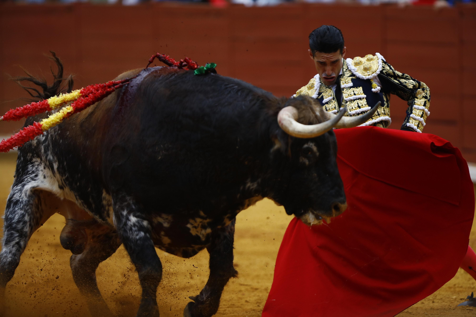 La corrida de Talavante, Roca Rey y Lagartijo, en Córdoba, en imágenes