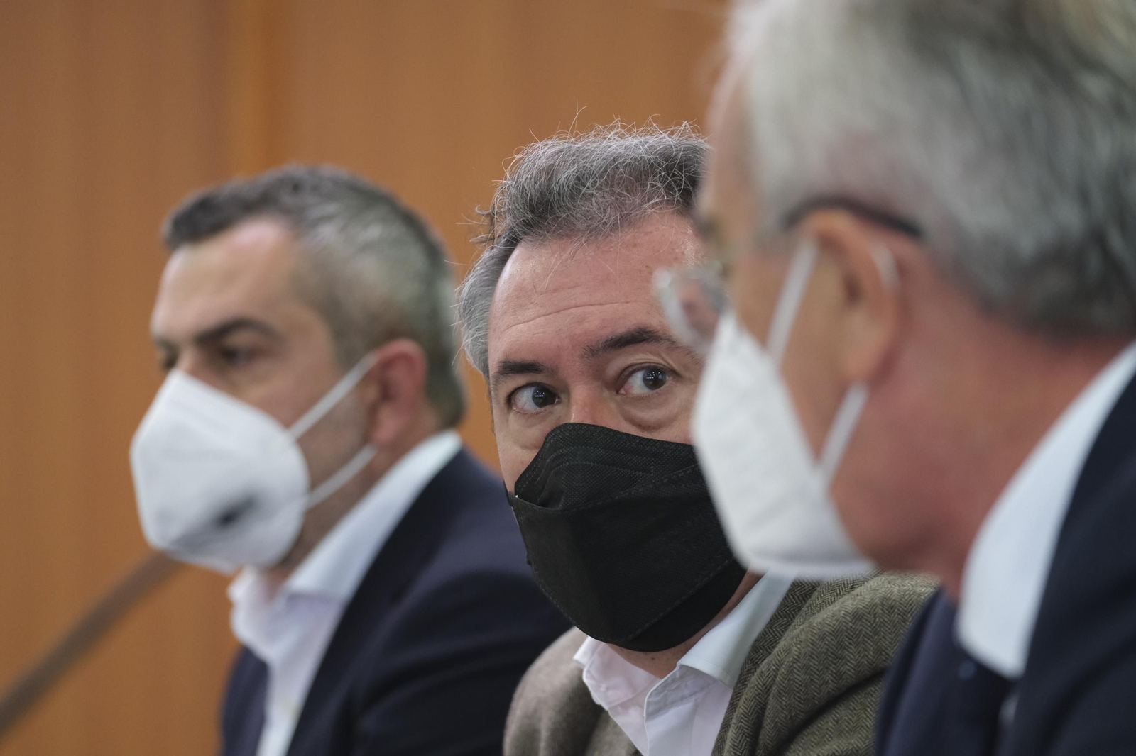 Imágenes de Juan Espadas, Secretario General del PSOE en Andalucía, en Almería.