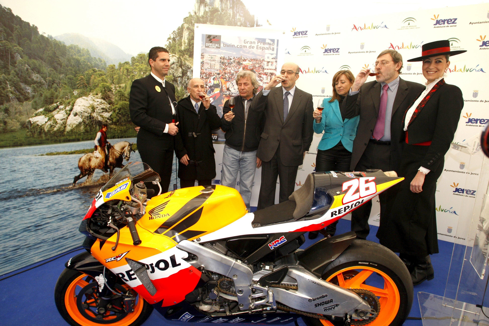 La vida de Ángel Nieto, en imágenes