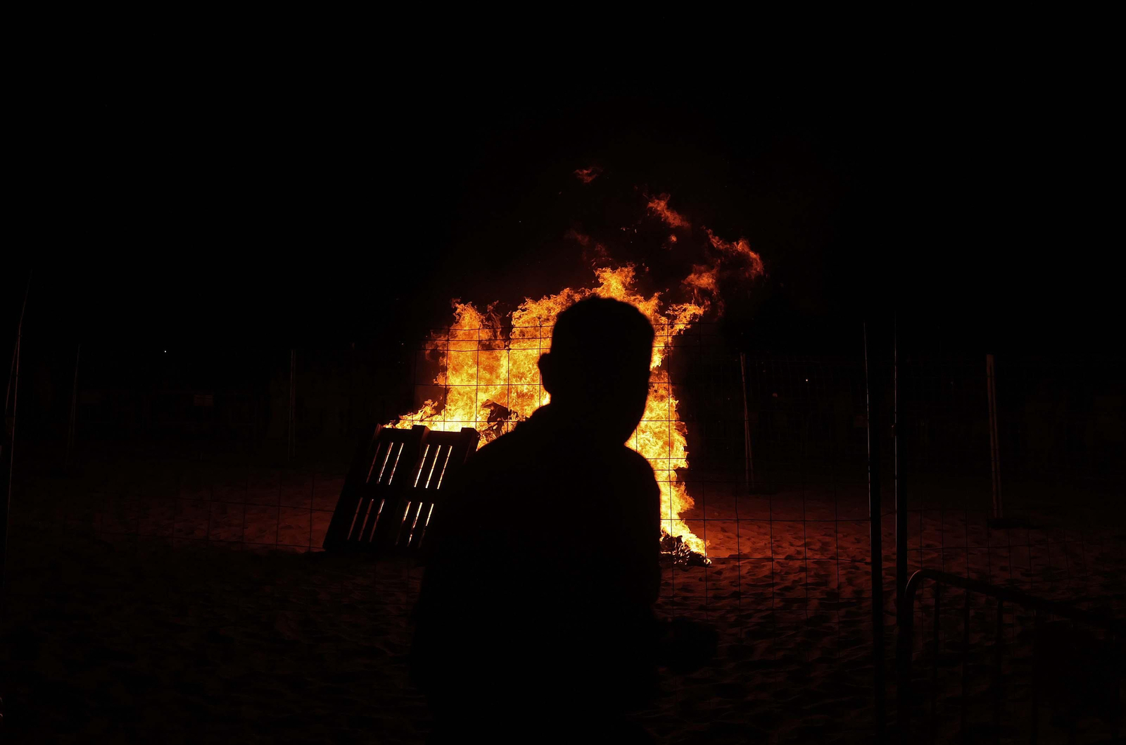 Fotos de la noche de San Juan en la playa de Getares