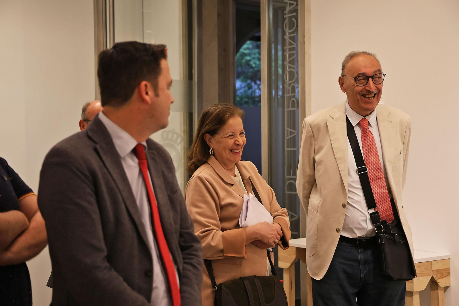 Inauguración de la Exposición de fotografías Huelva, provincia cofrade de Huelva Información en la Diputación de Huelva