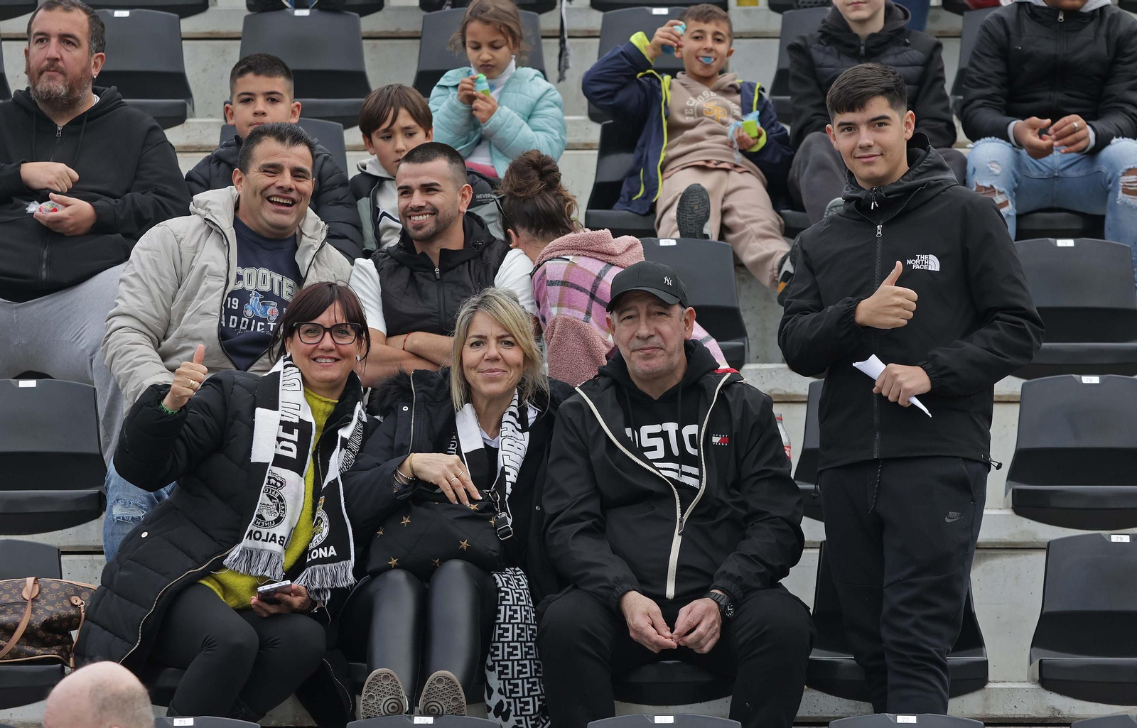 Búscate en el Ciudad de La Línea durante el Balona - Estepona de Segunda Federación