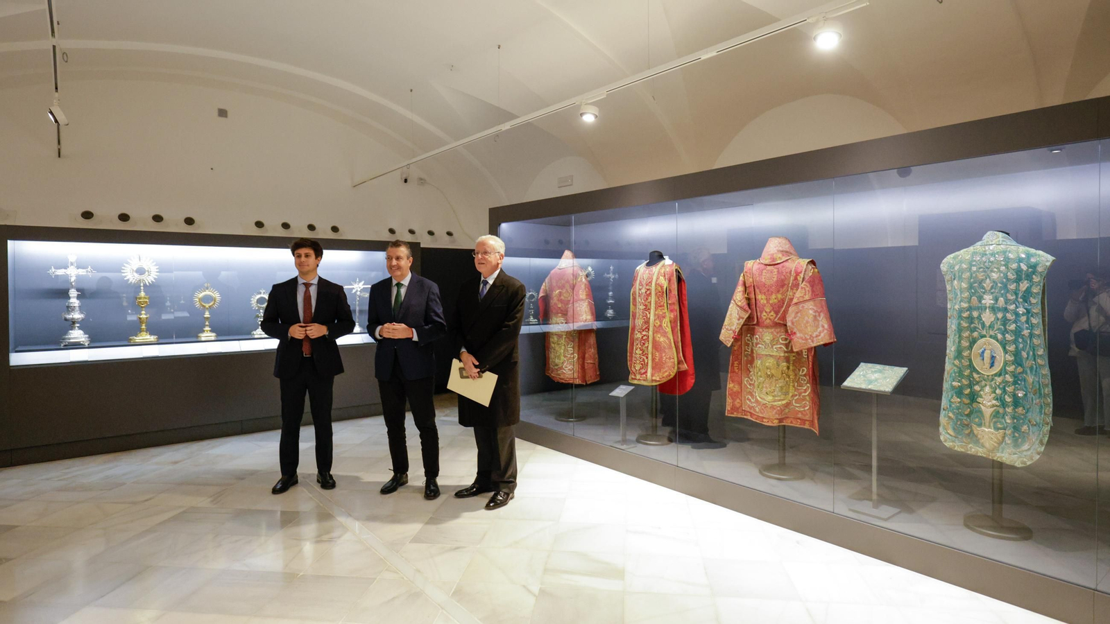 Las imágenes de la inauguración de la exposición permanente 'Patrimonio Histórico de la Diputación de Sevilla 1500-1900 Arte y Beneficencia'