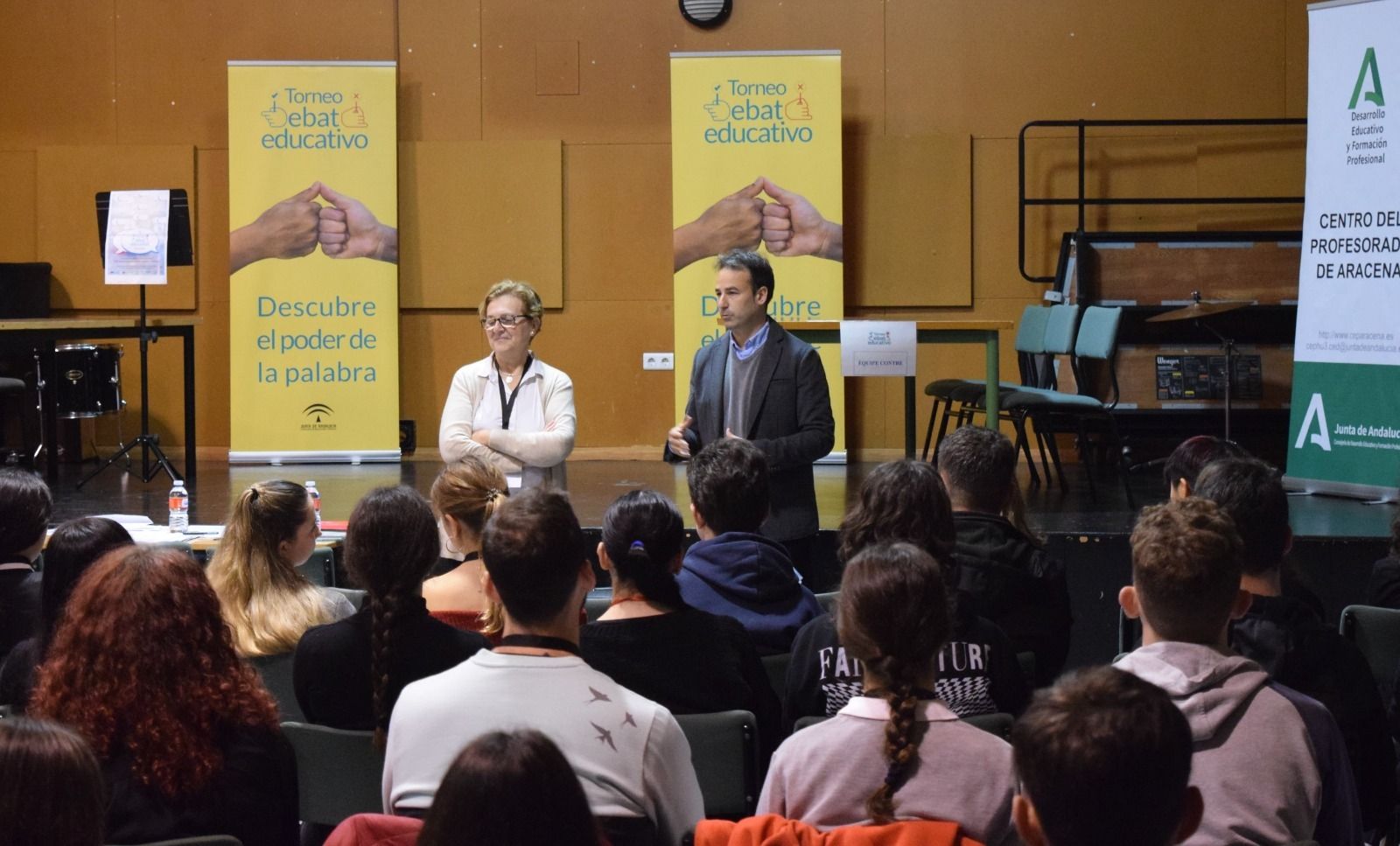 Inauguración de la fase provincial del  IV Torneo de Debate Educativo.