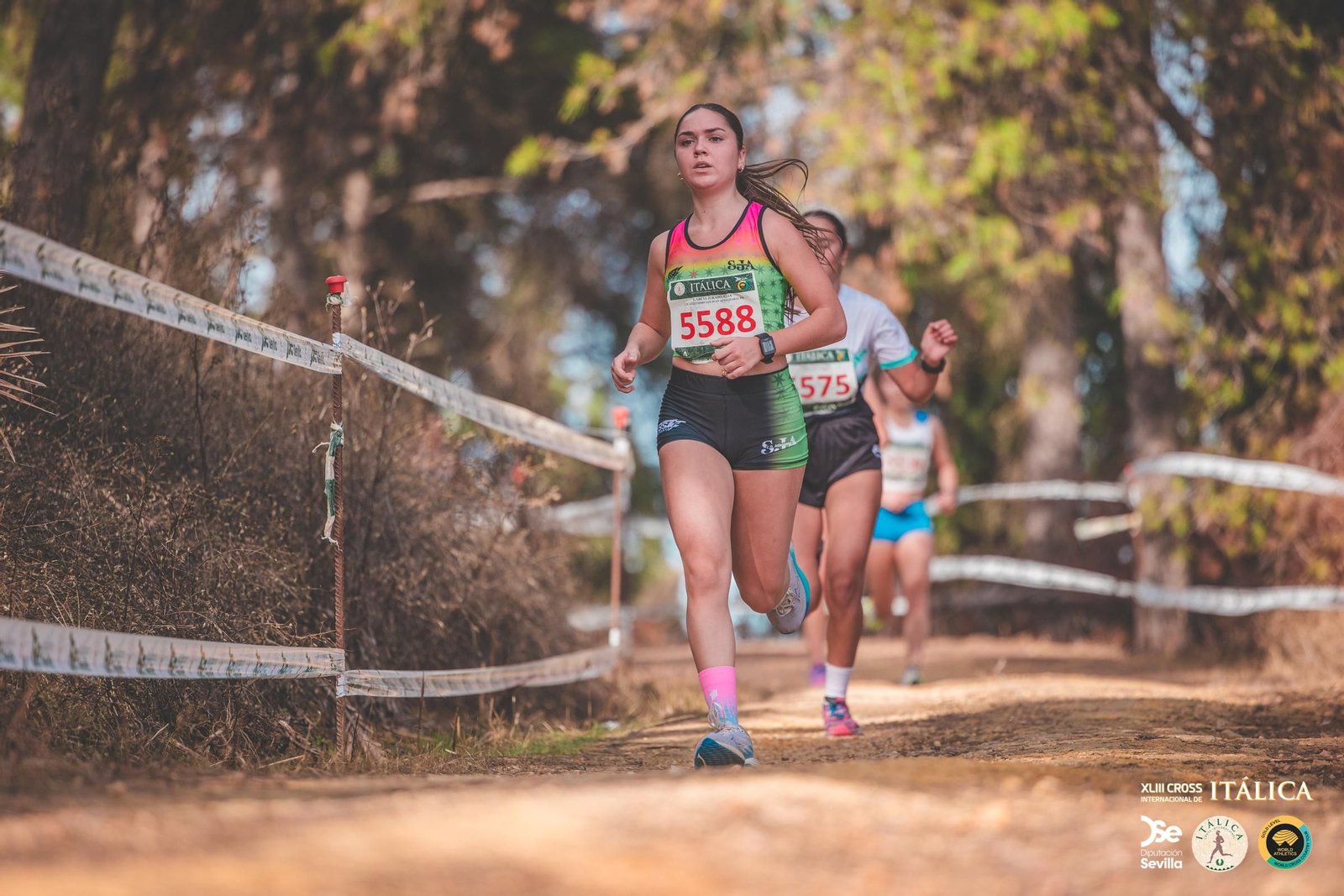 Búscate en las fotos del Cross de Itálica 2025 | 5