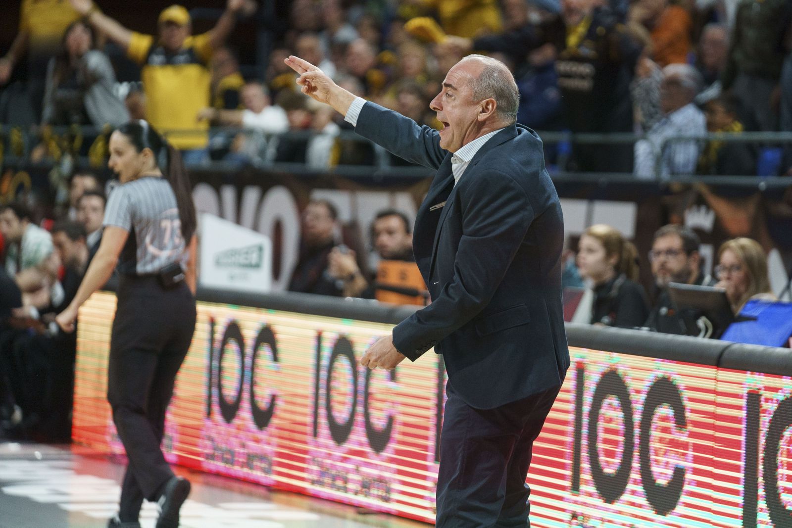 Txus Vidorreta durante el encuentro