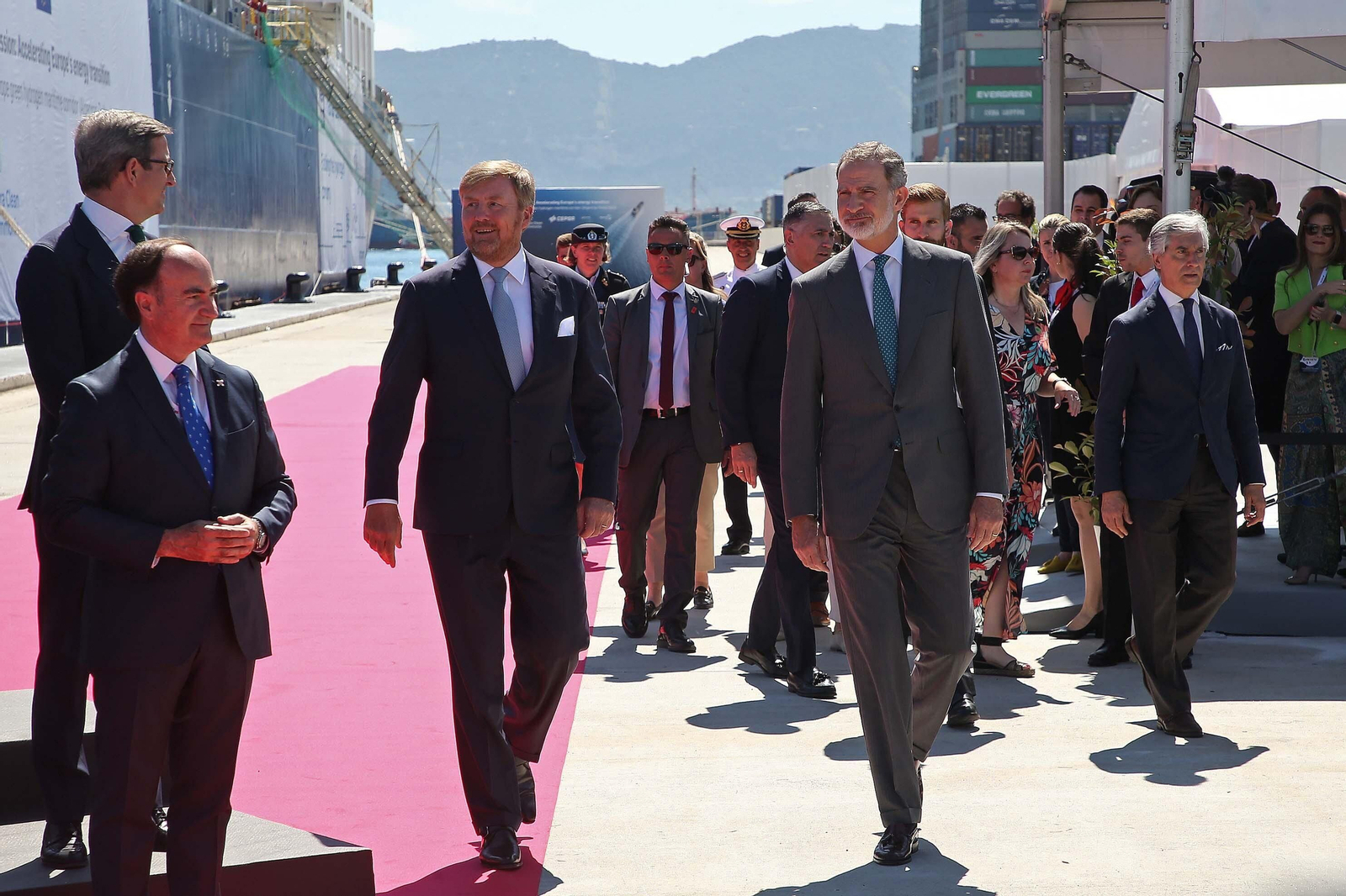 Fotos de la visita de los reyes Felipe VI y Guillermo Alejandro de Países Bajos al puerto de Algeciras Fotos de los reyes Felipe VI y Guillermo Alejandro de Países Bajos al puerto de Algeciras