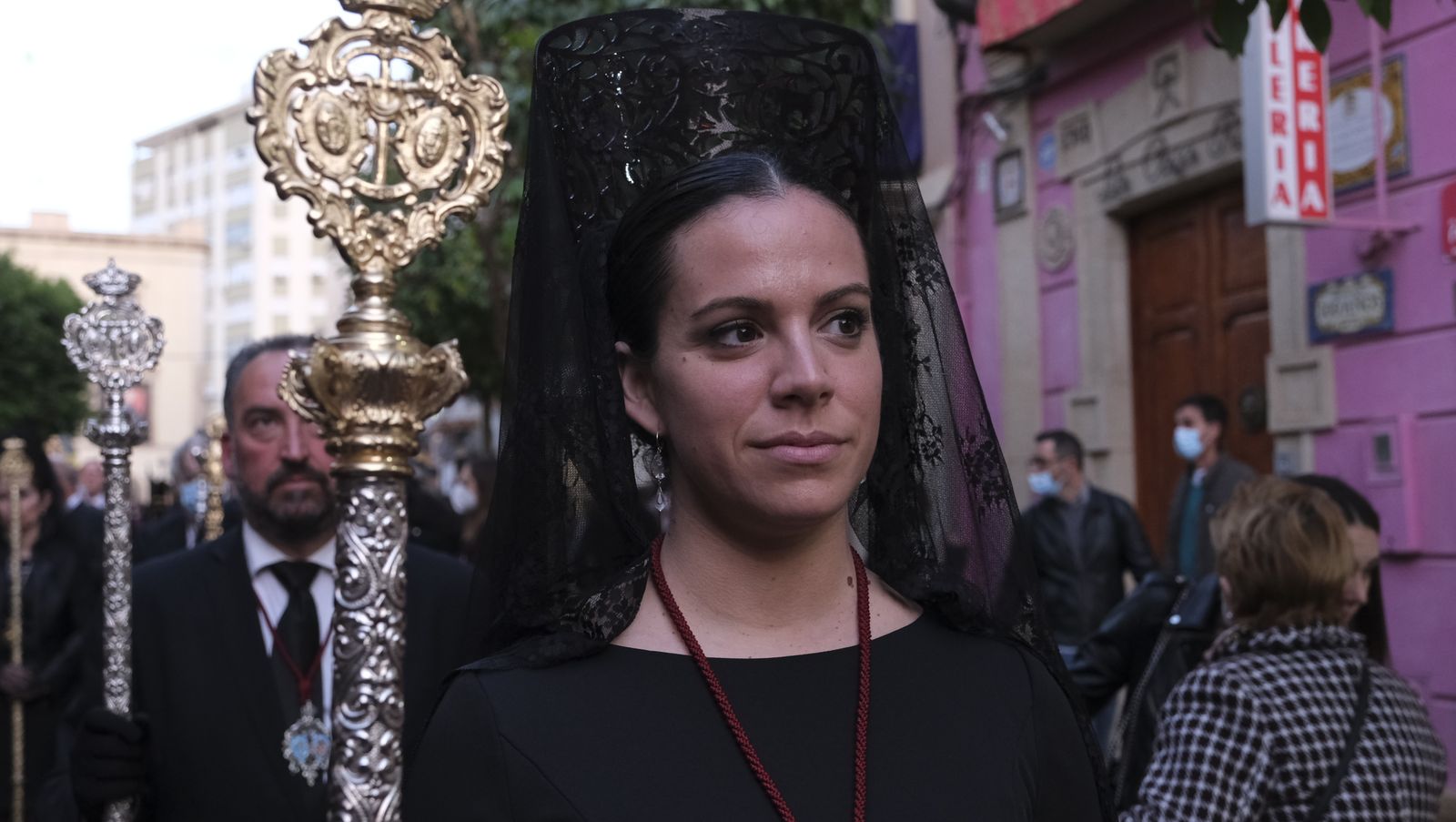 Procesión del Santo Entierro en Almería, en imágenes.