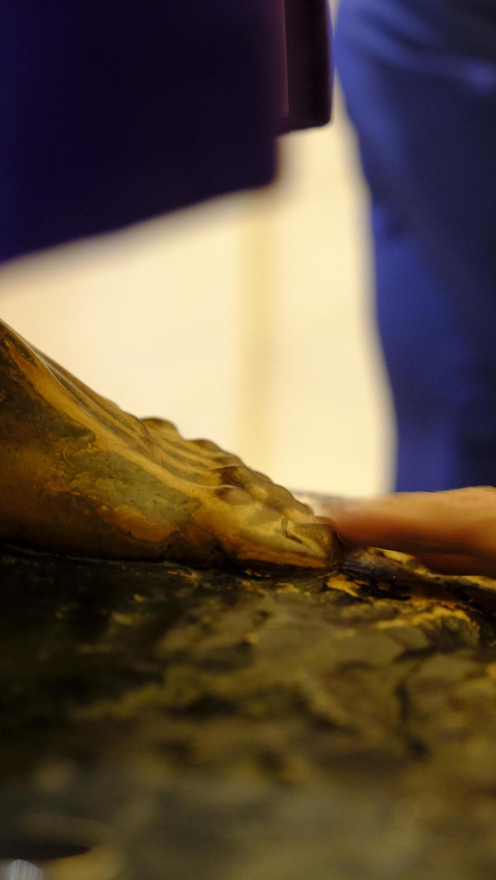 Imágenes del Besapiés de Jesús Cautivo de Medinaceli, en la Catedral de Almería