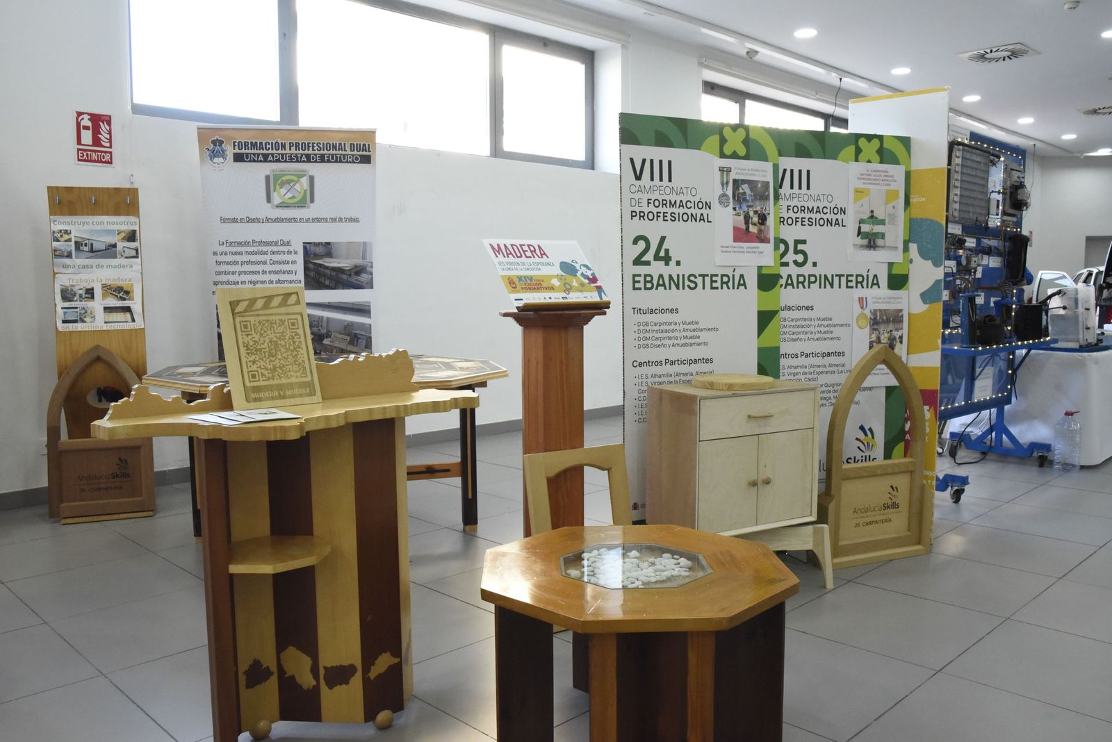 Fotos de la Feria de Ciclos Formativos de La Línea 2026