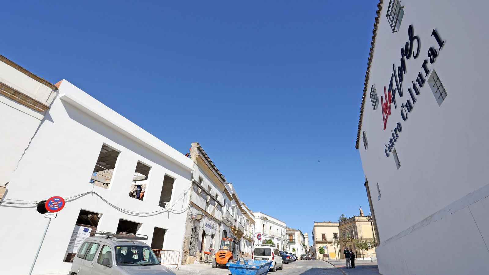 Fincas destinada a nuevos espacios dedicados a Lola Flores enfrente del Centro Cultural. Fincas destinada a nuevos espacios dedicados a Lola Flores enfrente del Centro Cultural.