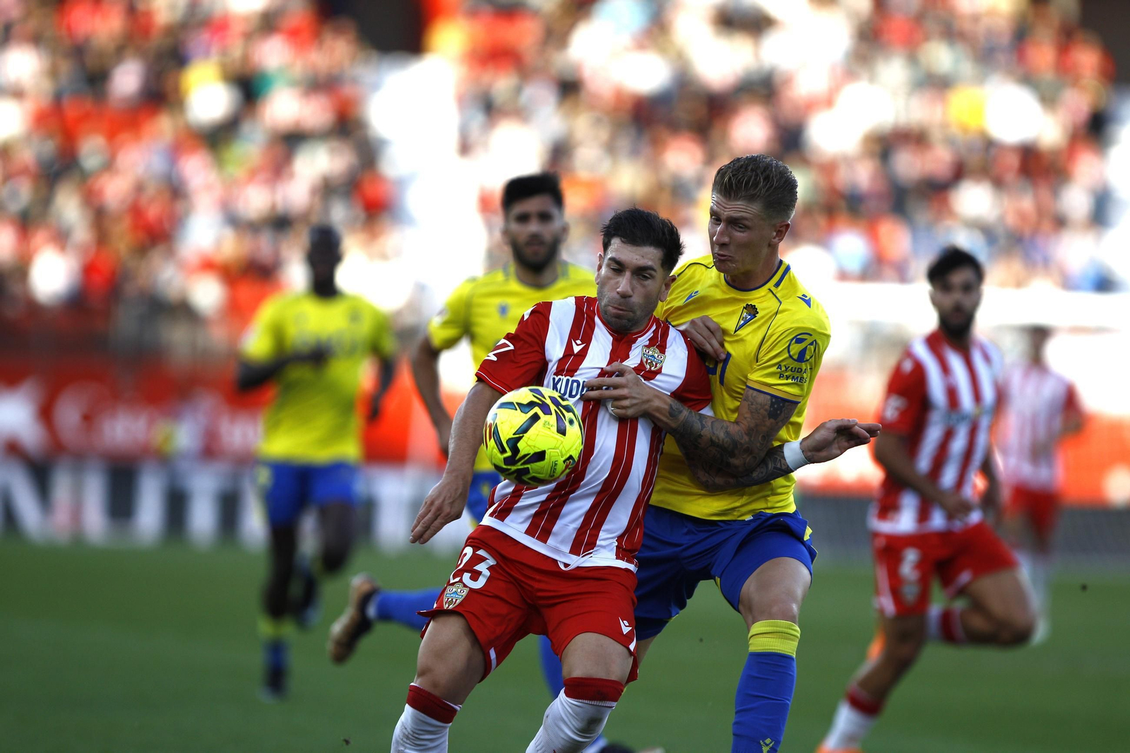 El partido U.D. Almería-Cádiz C.F. en imágenes