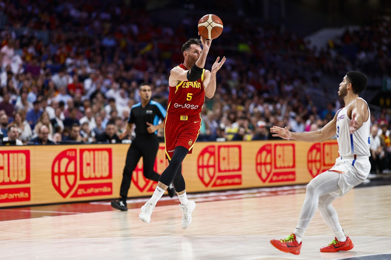 Alberto Díaz, en el homenaje a Rudy y en la lanzadera a París