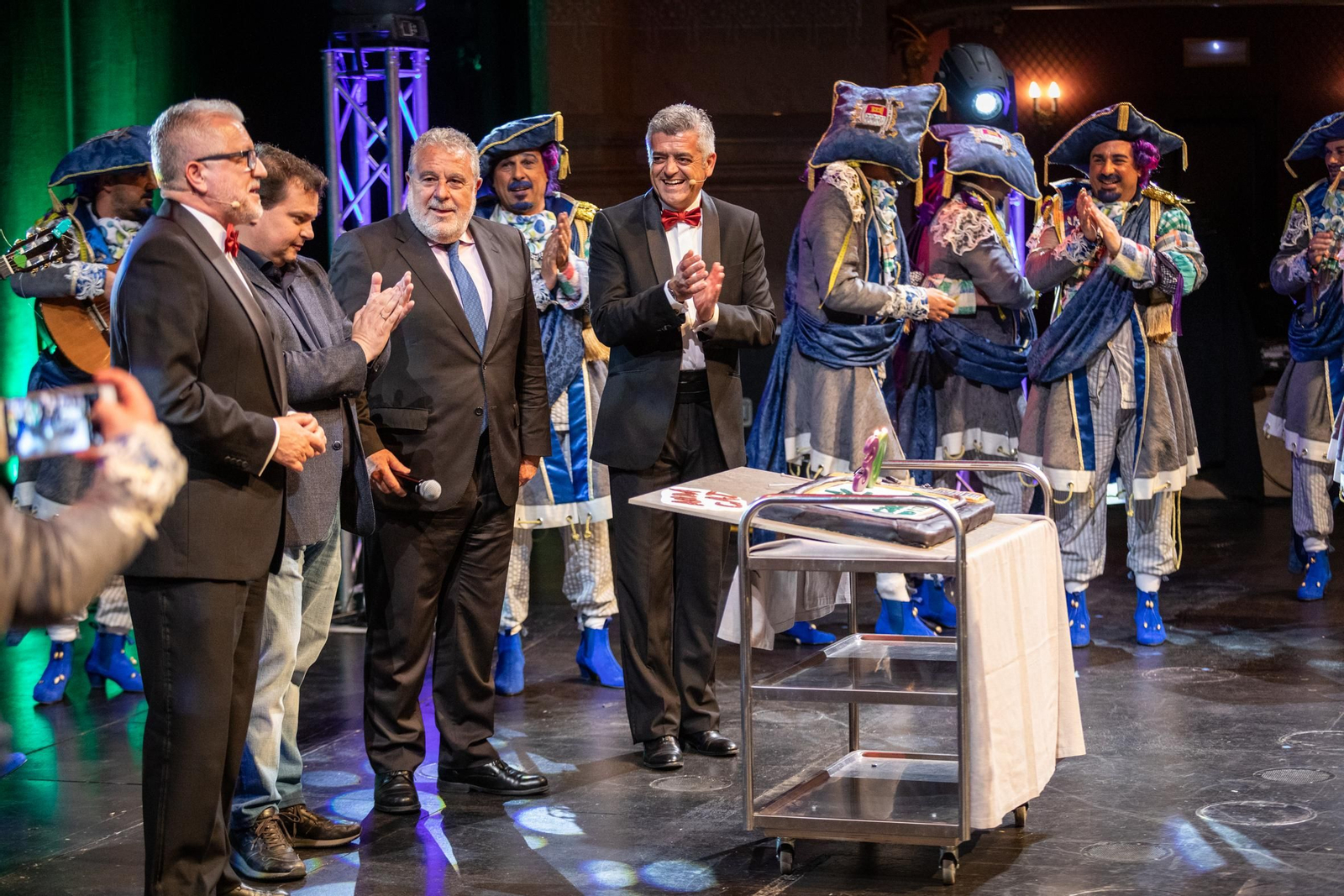 Celebración del 30 aniversario de canal sur con el carnaval