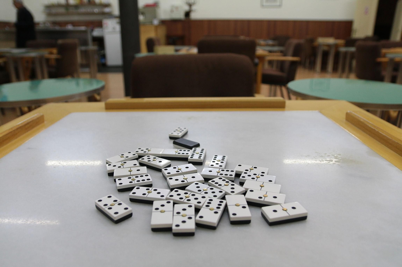 Así de espectaculares son los salones del Círculo Mercantil de Almería