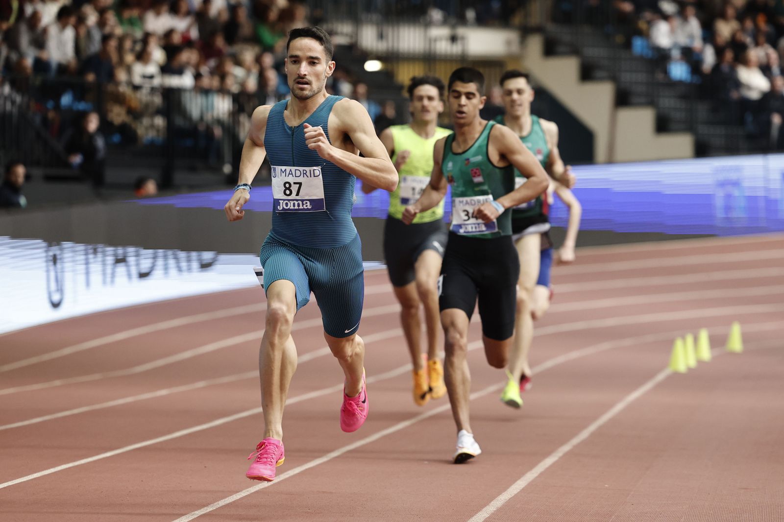 Ignacio Fontes cambió su táctica en el Nacional de pista cubierta celebrado en Madrid.