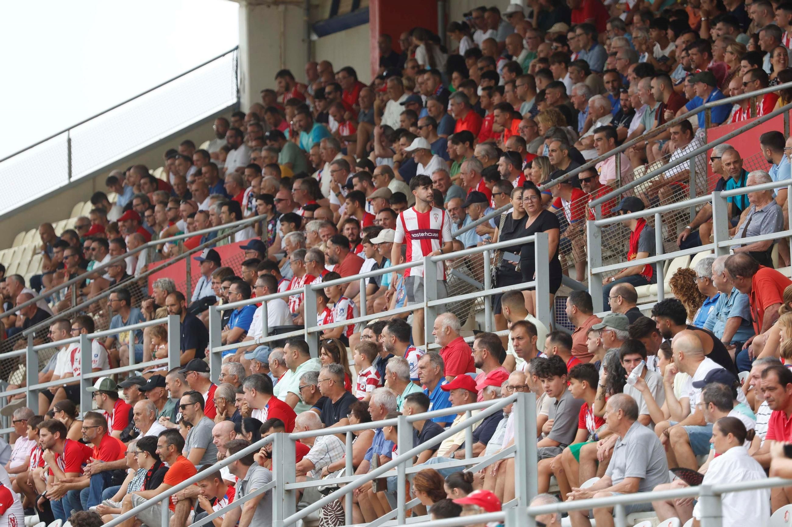 Primera RFEF: Mala jornada malagueña, con derrotas de Torremolinos y Antequera y empate del Marbella