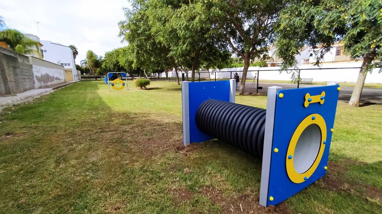 Interior del parque canino de Camposoto.