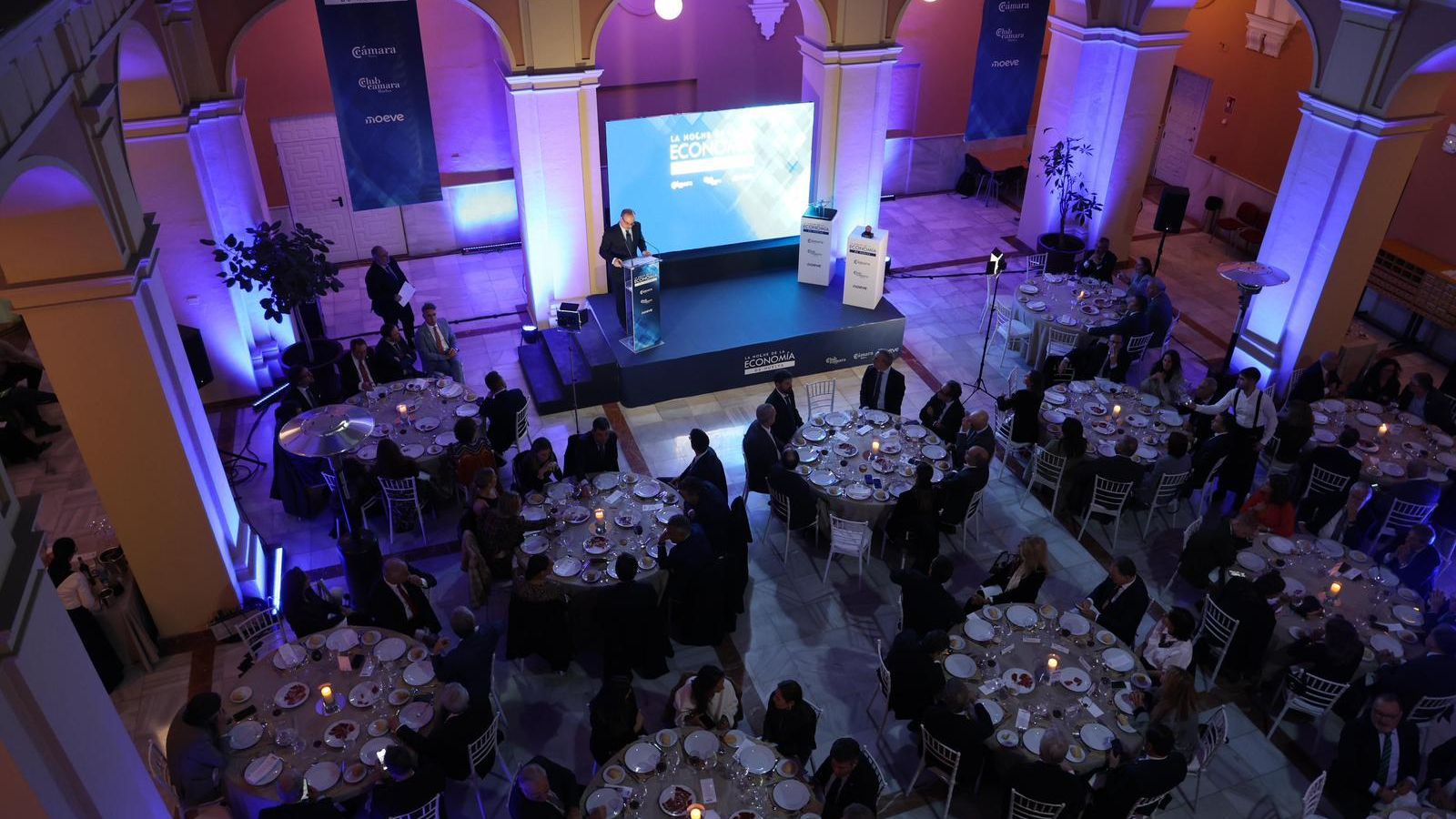 Una imagen de la gala de 'La noche de la Economía' impulsada por la Cámara de Comercio de Huelva y Moeve.