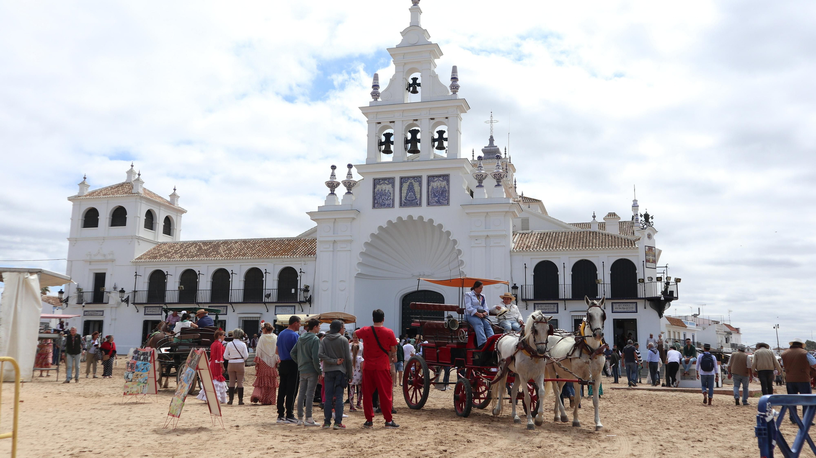 Imágenes del viernes 17 de mayo en EL Rocío