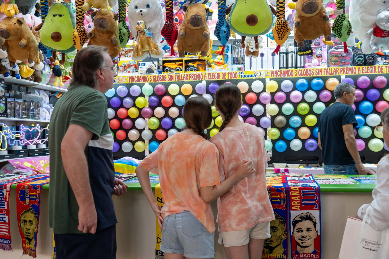 Colombinas 2025: Imágenes del ambiente el viernes 1 de agosto en las Fiestas Colombinas