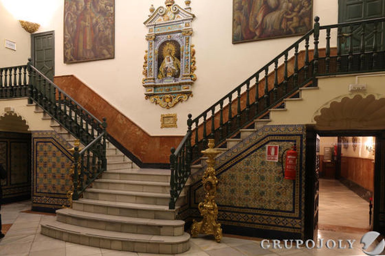 El acceso al camarín, conocida como la Capilla Chica, en la que se instalará un ascensor.

Foto: M.J. LÓPEZ