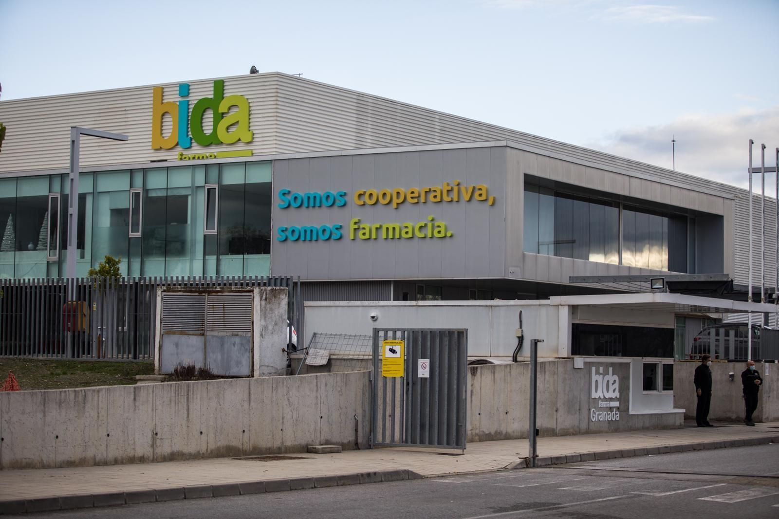 Almacenes de Bidafarma en Granada esta tarde