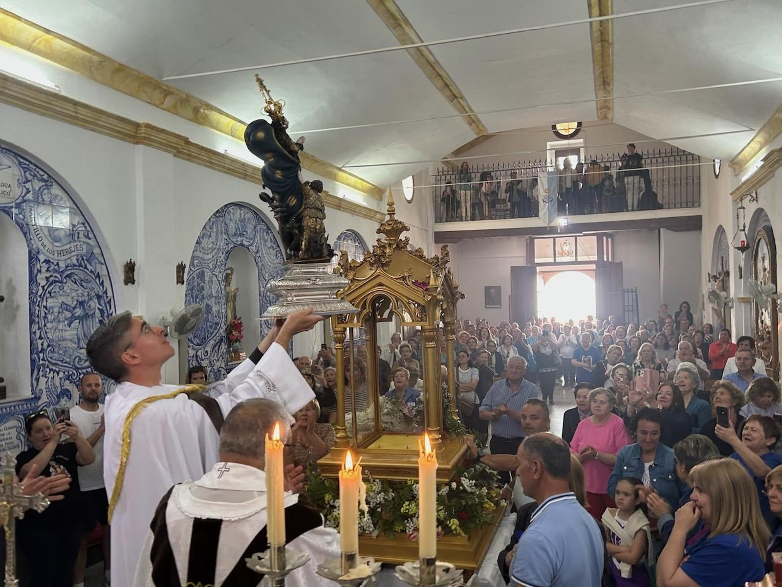 La Parroquia de la Virgen del Carmen del Llano ha homenajeado a La Pequeñica durante su último fin de semana en la Villa