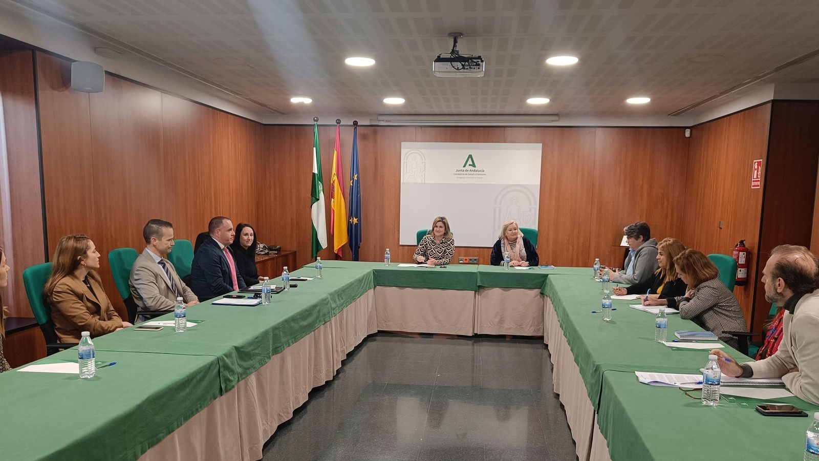 Reunión para el proyecto contra las adicciones en la prisión de Huelva.