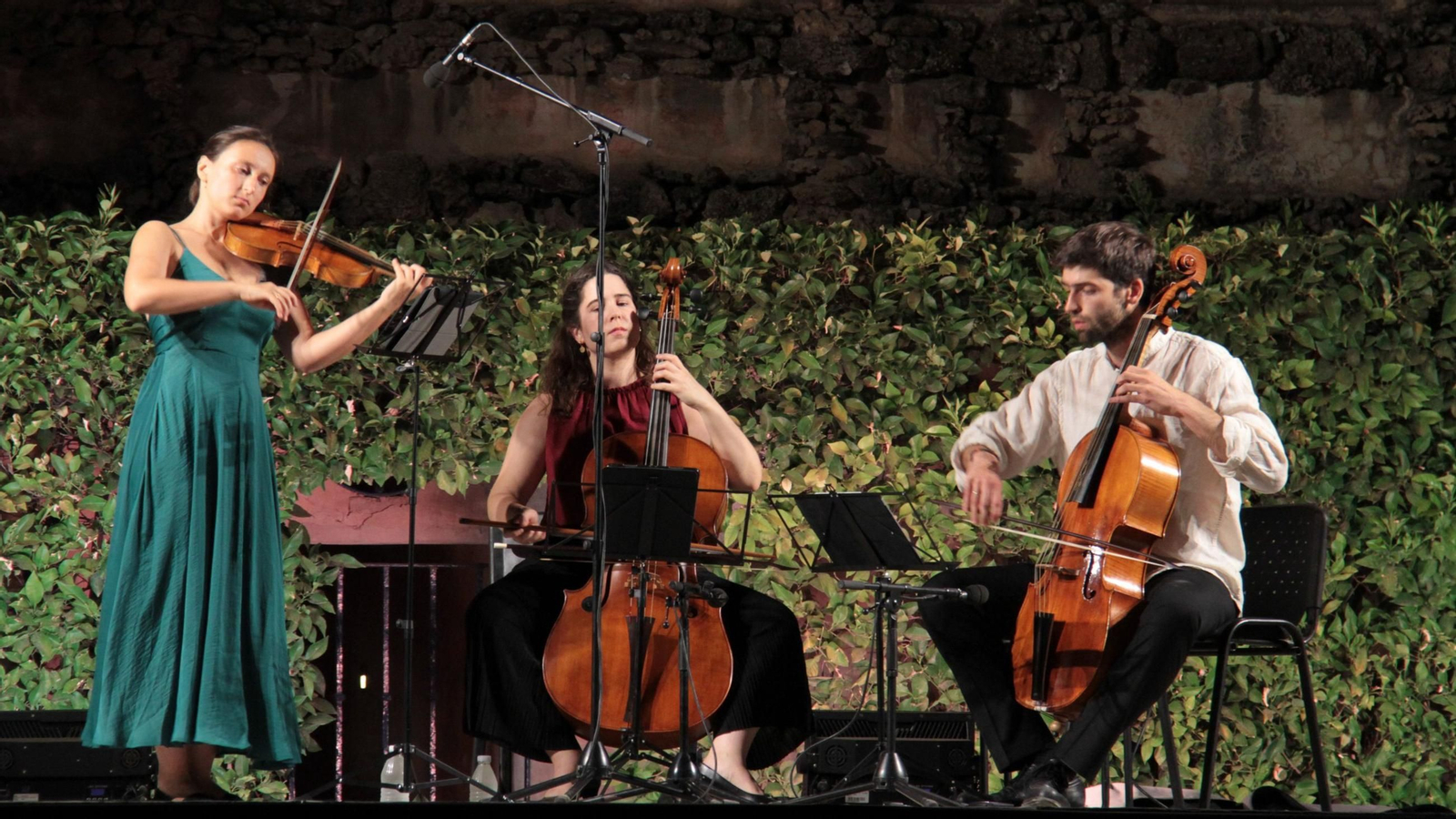 Xenia Gogu, Teresa Madeira y Víctor García: Ayres Extemporae en el Alcázar