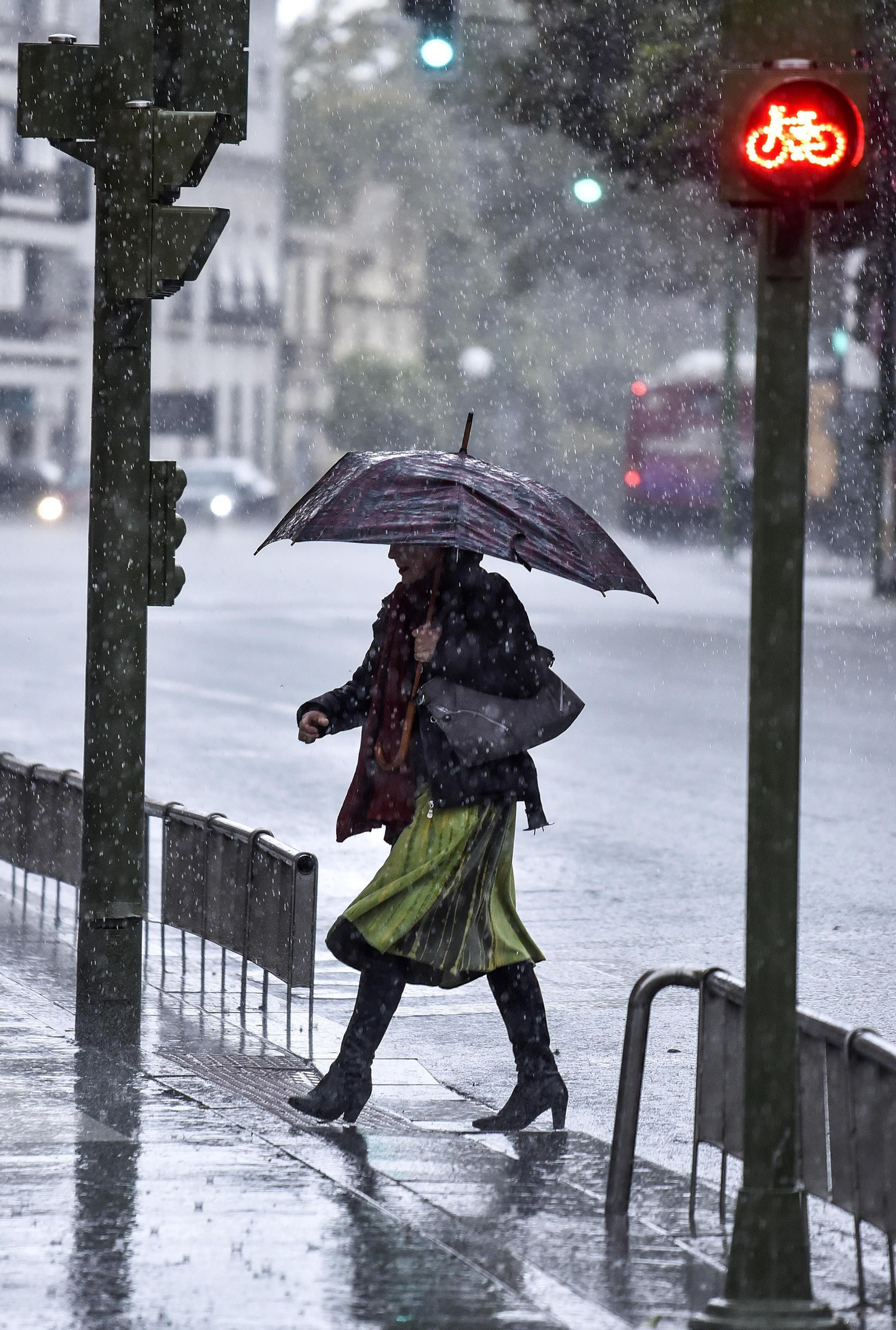 Las fuertes lluvias en Sevilla, en imágenes