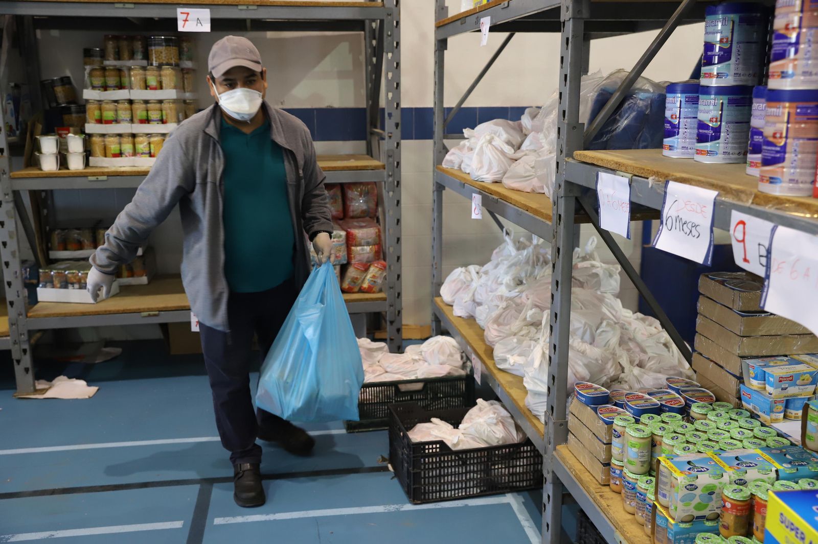Víveres en el Centro Municipal de Alimentos.