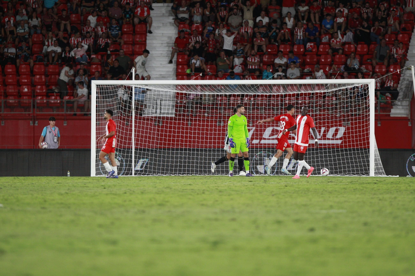 El partido U.D. Almería-C.D. Castellón en imágenes