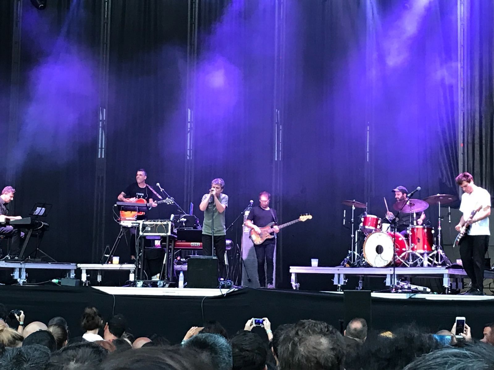 Un Festival Oh, See! sin molestias de tormenta y algo de lluvia