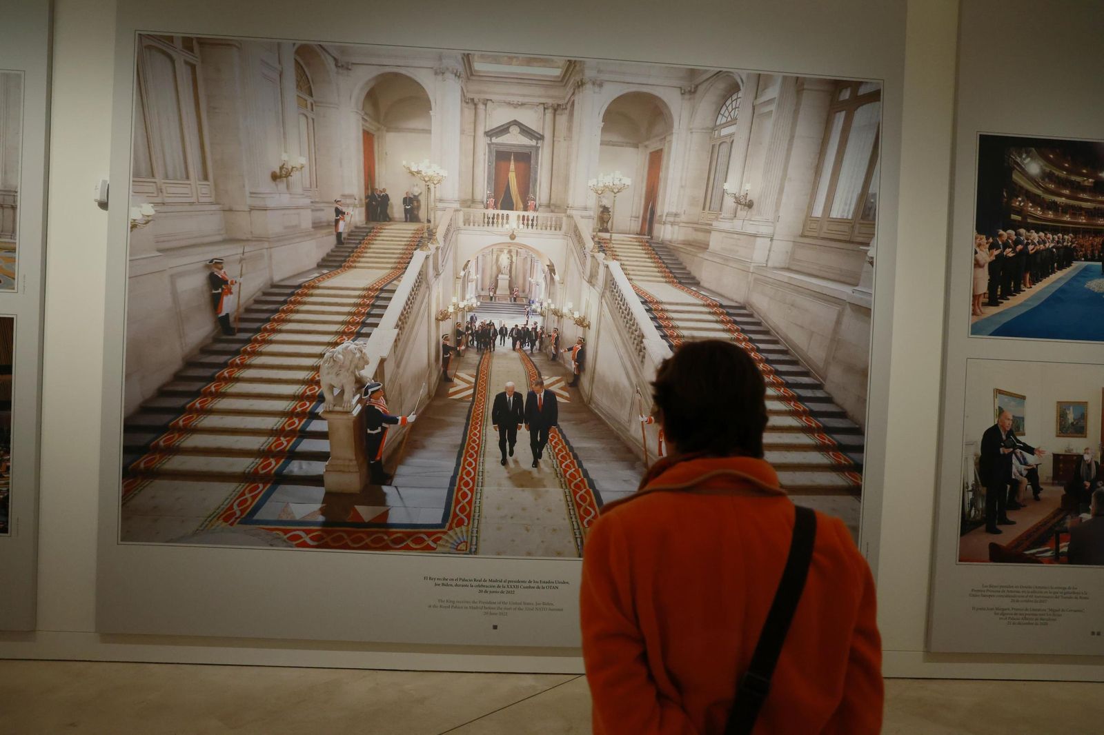 La nueva exposición del Museo de Málaga 'Felipe VI: Una década de la historia de la corona de España', en imágenes