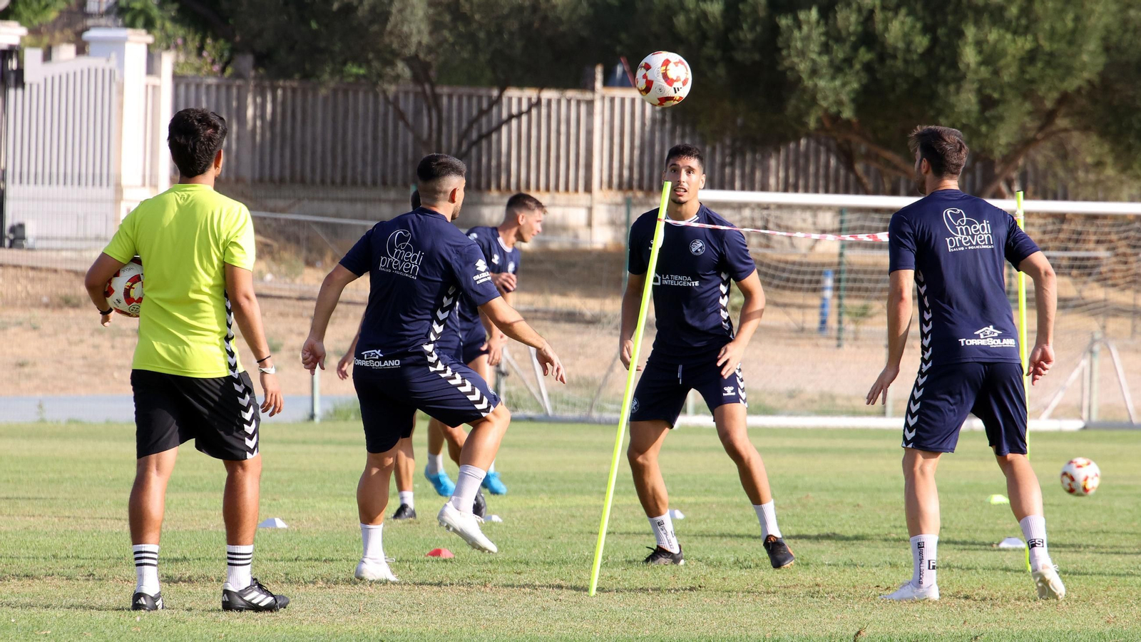 Imágenes del entrenamiento del Xerez DFC en el 'Pepe Ravelo' de Chapín